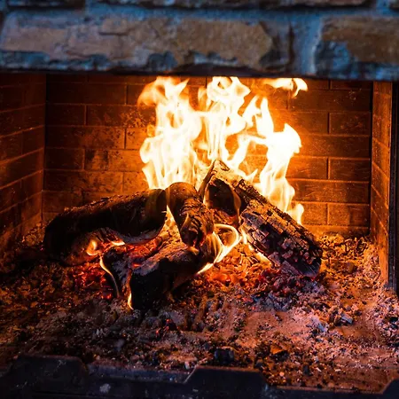 Venieri's Stone Ferienhaus