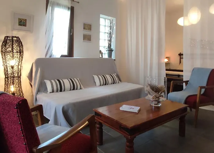 Venieri's Stone Holiday home