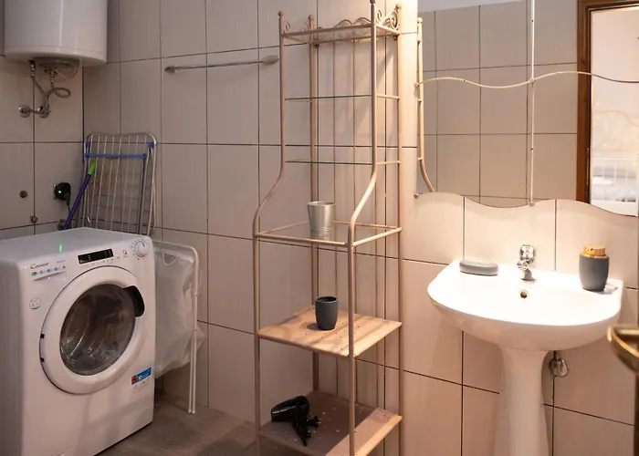 Venieri's Stone * Tsagkarada