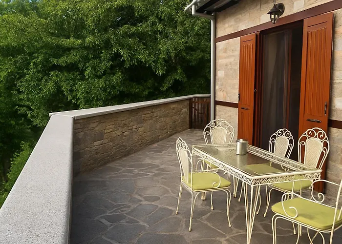 Venieri's Stone * טסגרדה